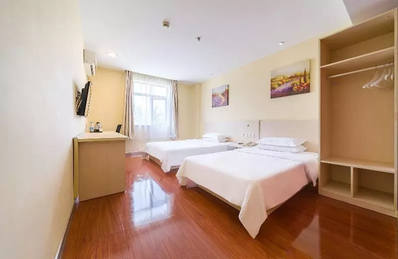 هتل Hanting  Shanghai Hongqiao Railway Station Huqingping Highway