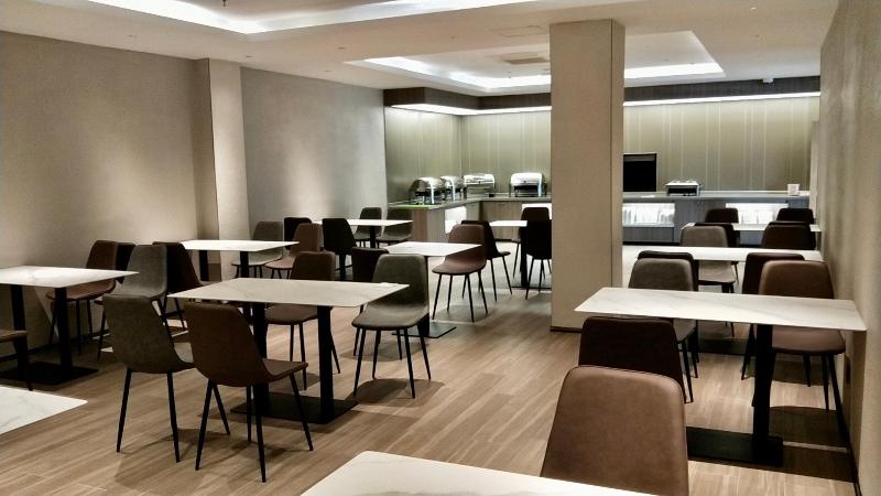 Hotel Hanting  Shanghai Hongqiao Railway Station Huqingping Highway