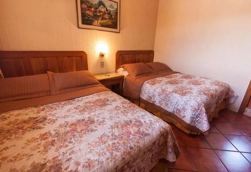 هتل Posada De Los Volcanes