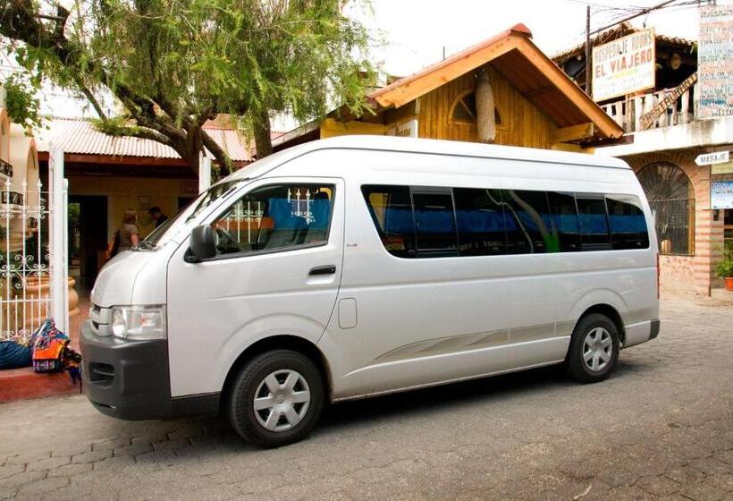 هتل Posada De Los Volcanes