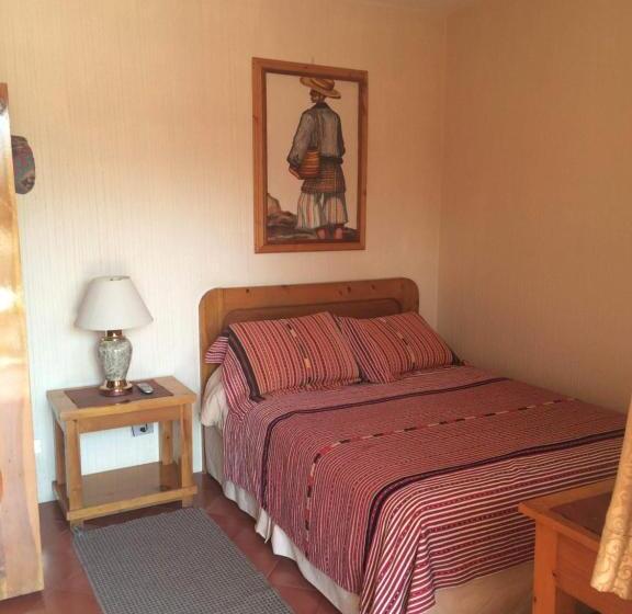 هتل Posada De Los Volcanes