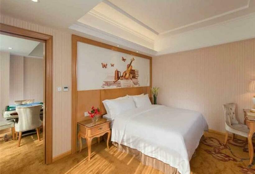 Vienna Hotel Shenzhen Baoneng City Plaza