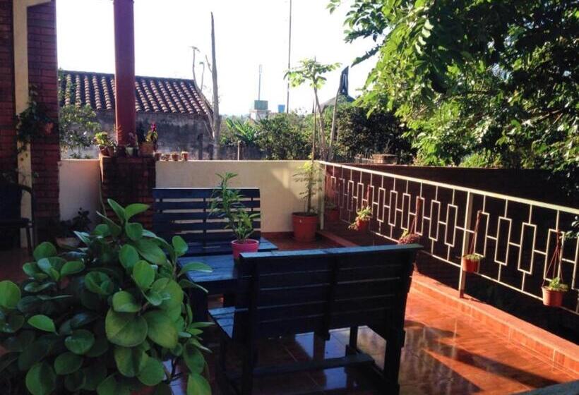 La Casa De Pedro Hostel