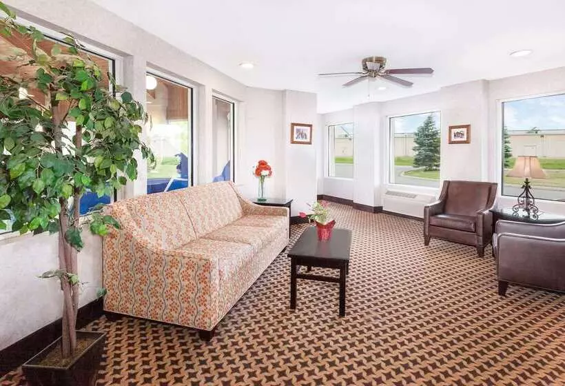 酒店 Baymont By Wyndham Howell/brighton