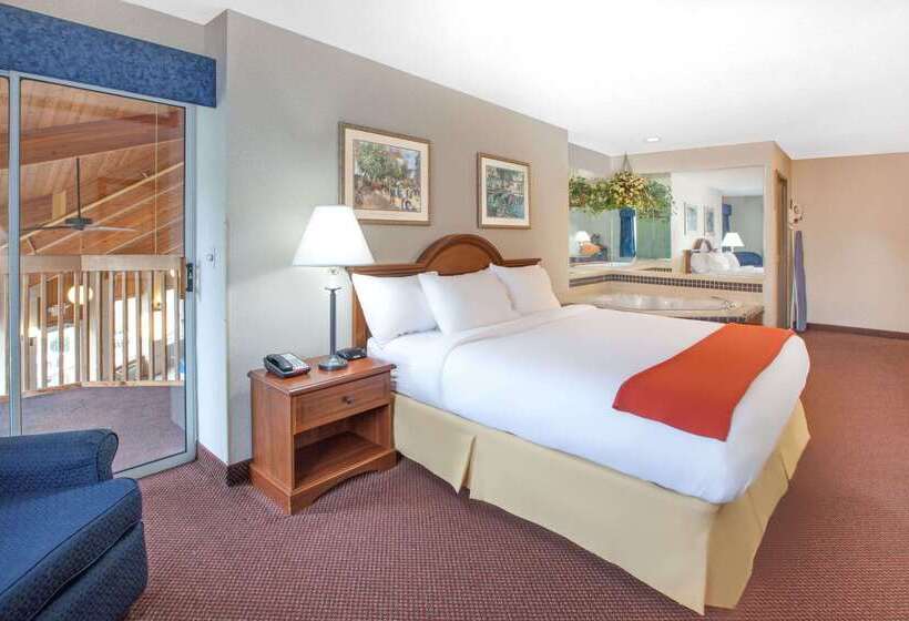 فندق Baymont By Wyndham Howell/brighton