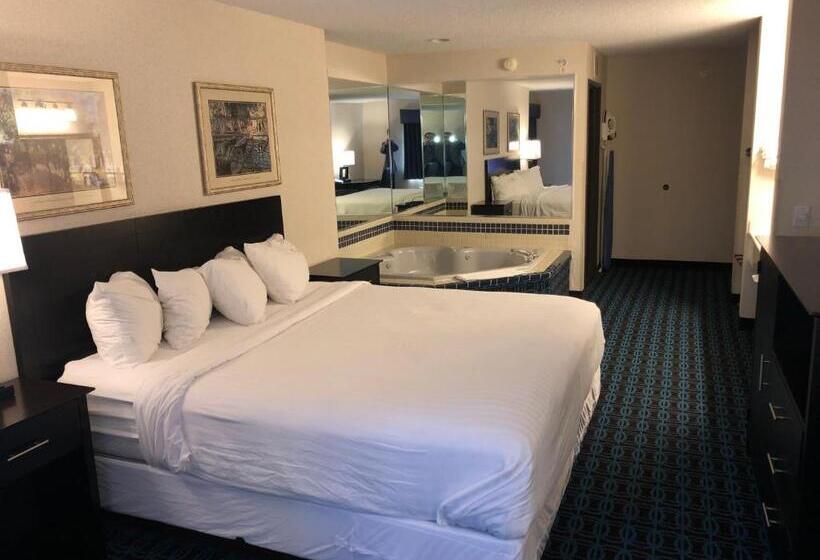 فندق Baymont By Wyndham Howell/brighton