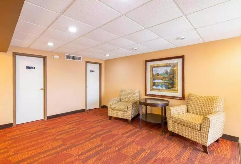 Oyo Hotel Baton Rouge Mid City