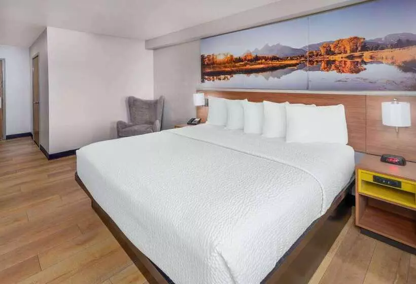 酒店 Days Inn & Suites By Wyndham Greeley