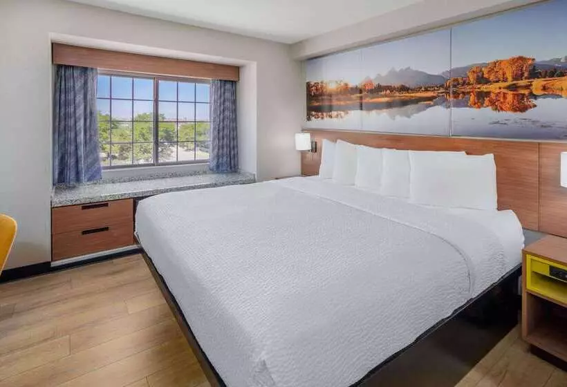酒店 Days Inn & Suites By Wyndham Greeley