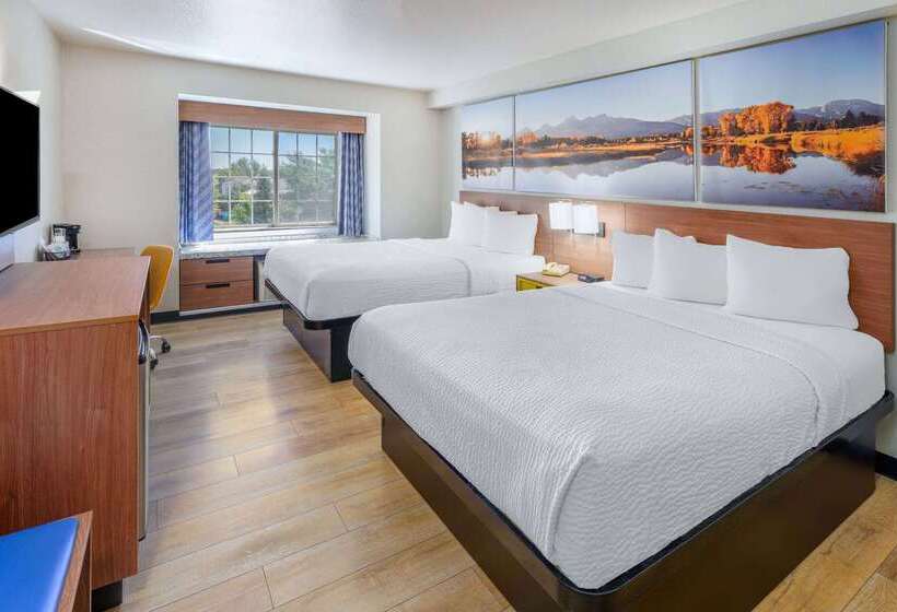 호텔 Days Inn & Suites By Wyndham Greeley