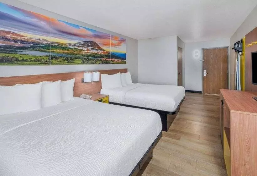 酒店 Days Inn & Suites By Wyndham Greeley