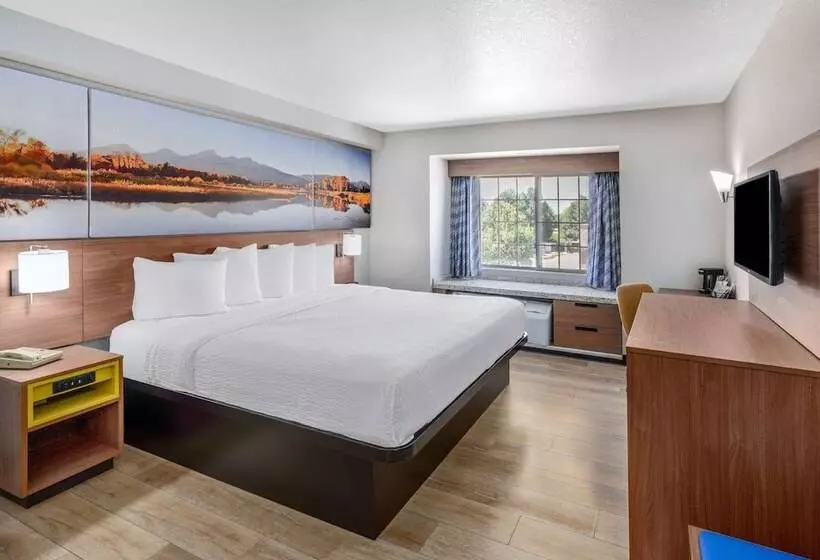 酒店 Days Inn & Suites By Wyndham Greeley