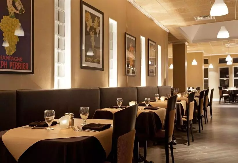 Otel Doubletree By Hilton Cape Cod Hyannis