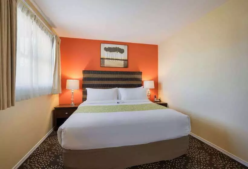 Inn At Port Gardner Everett Waterfront, Ascend Hotel Collection