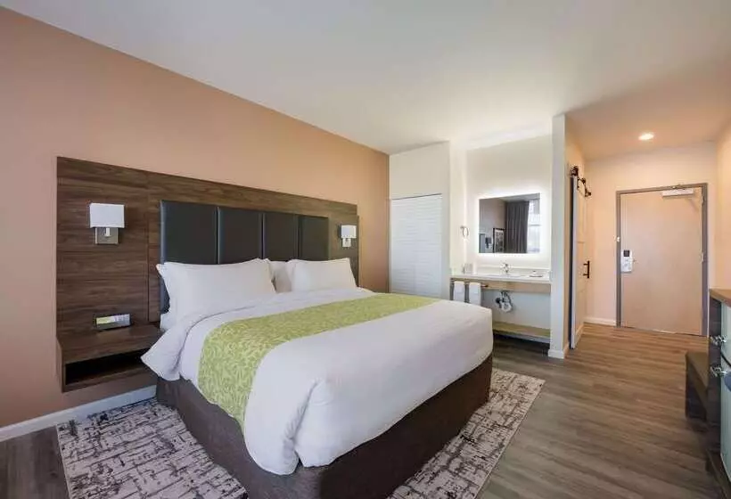 Inn At Port Gardner Everett Waterfront, Ascend Hotel Collection