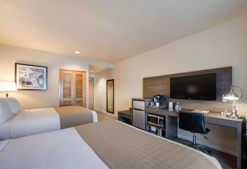 Inn At Port Gardner Everett Waterfront, Ascend Hotel Collection