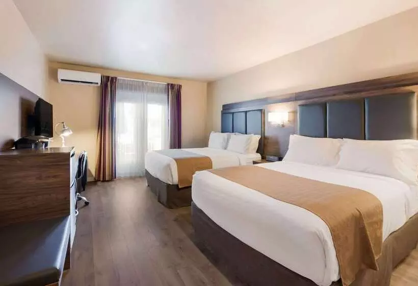 Inn At Port Gardner Everett Waterfront, Ascend Hotel Collection