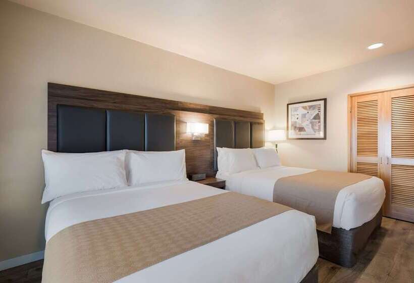 Inn At Port Gardner Everett Waterfront, Ascend Hotel Collection