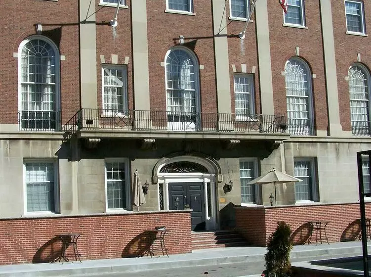 ホテル Inn On Broadway