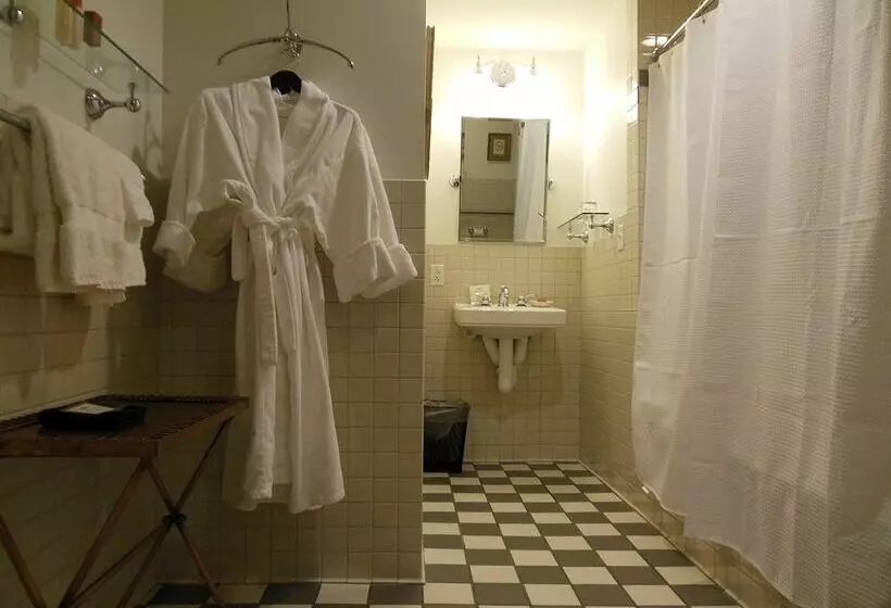 ホテル Inn On Broadway