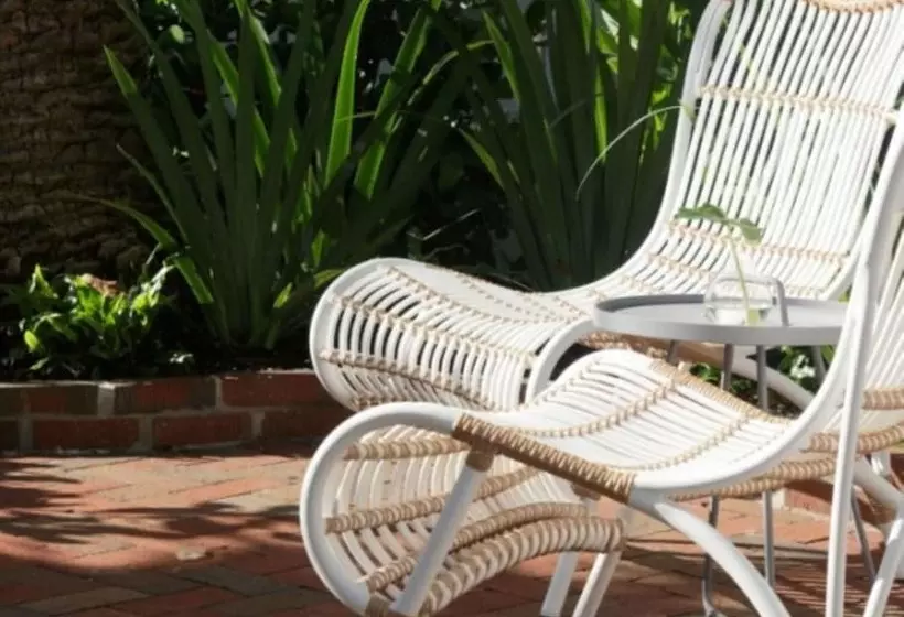 Lighthouse Hotel   Key West Historic Inns