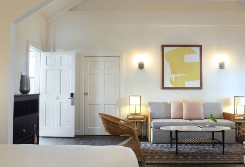 Lighthouse Hotel   Key West Historic Inns