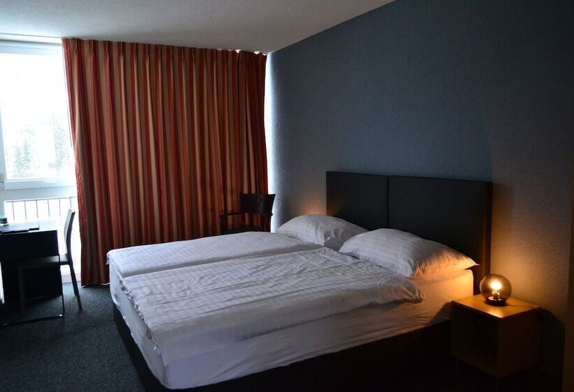 ホテル Les Rives Du Doubs