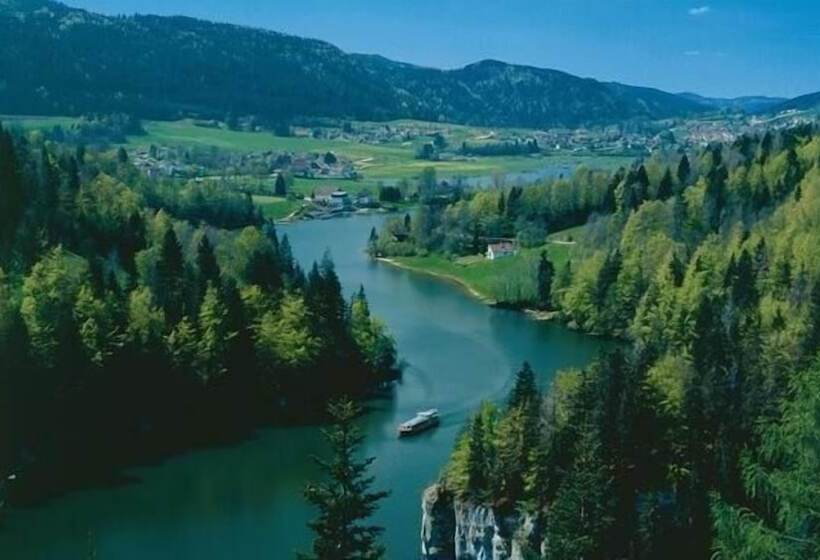 ホテル Les Rives Du Doubs