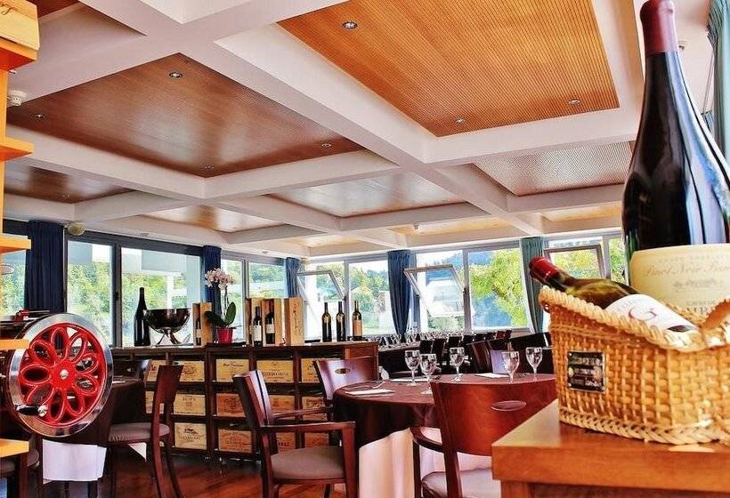 ホテル Les Rives Du Doubs