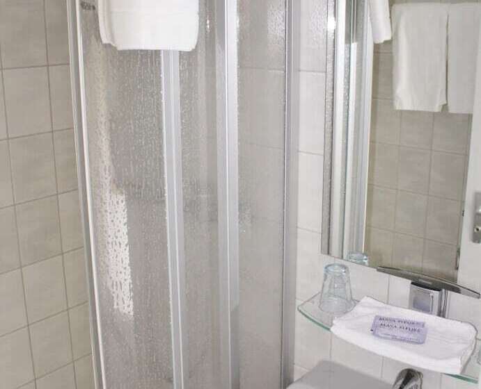 ホテル Les Rives Du Doubs