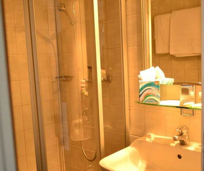 ホテル Les Rives Du Doubs