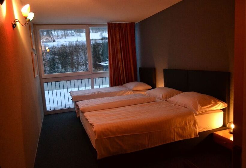 ホテル Les Rives Du Doubs