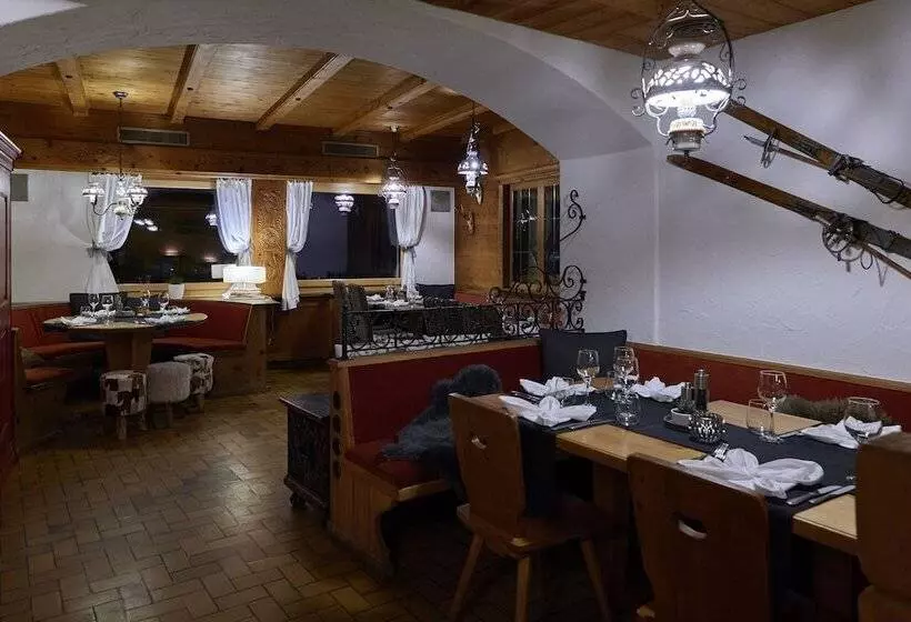 酒店 Madrisa Lodge