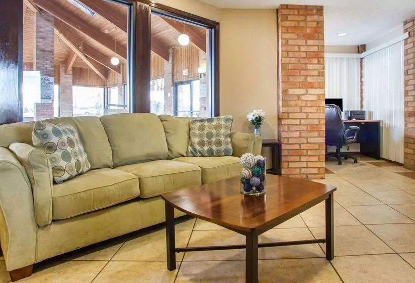 호텔 Quality Inn & Suites Kimberly   Appleton East