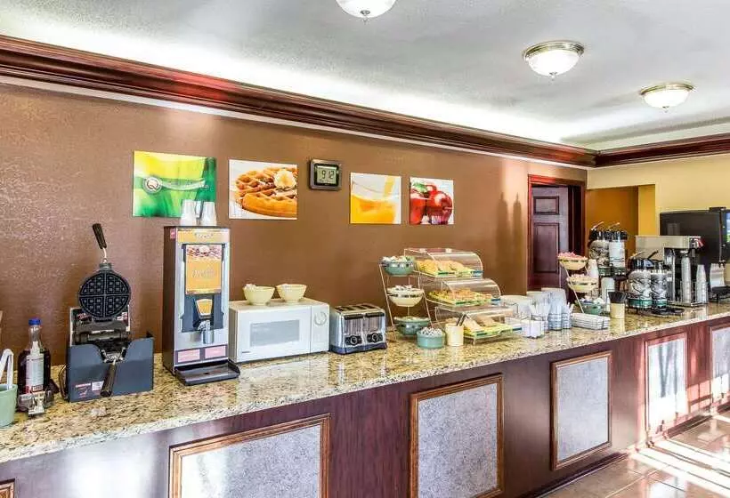 هتل Quality Inn & Suites Macon North