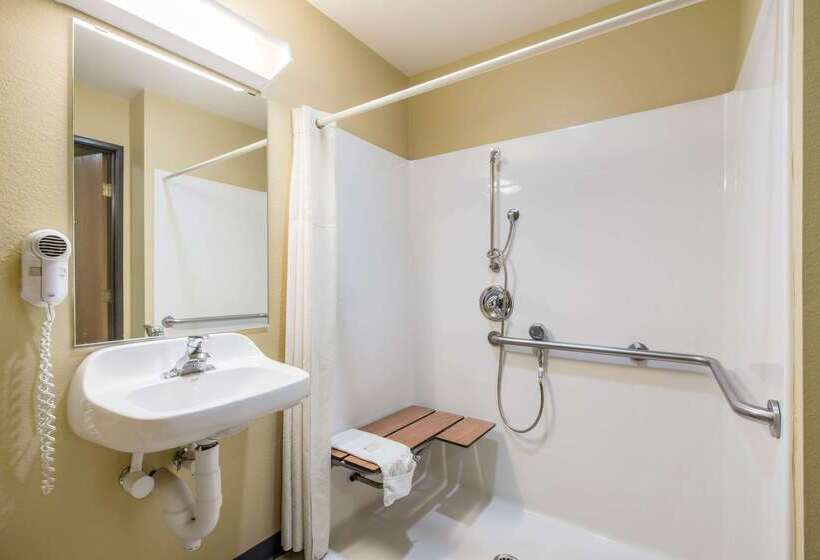 酒店 Quality Inn & Suites