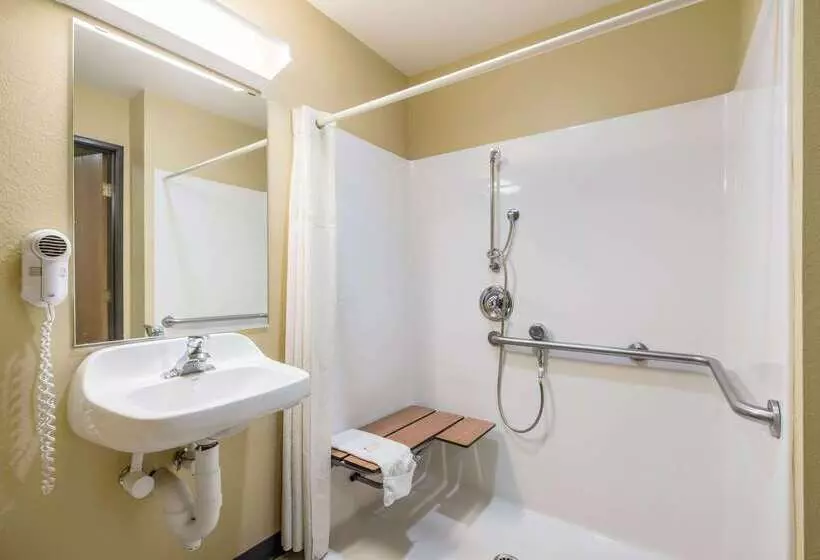 酒店 Quality Inn & Suites