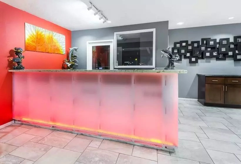 호텔 Ramada By Wyndham Near Seaworld Mission Beach