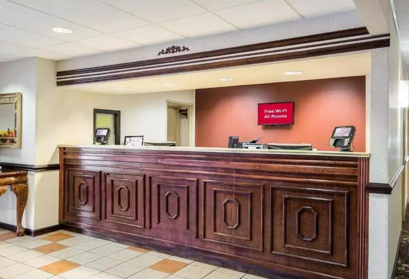 酒店 Red Roof Inn Hendersonville