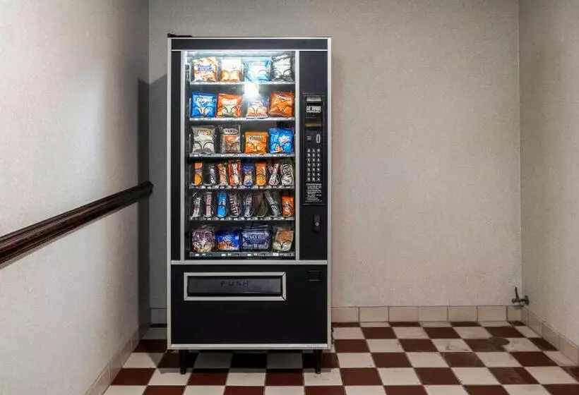 酒店 Red Roof Inn Hendersonville