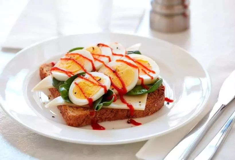 Отель Residence Inn By Marriott Tysons