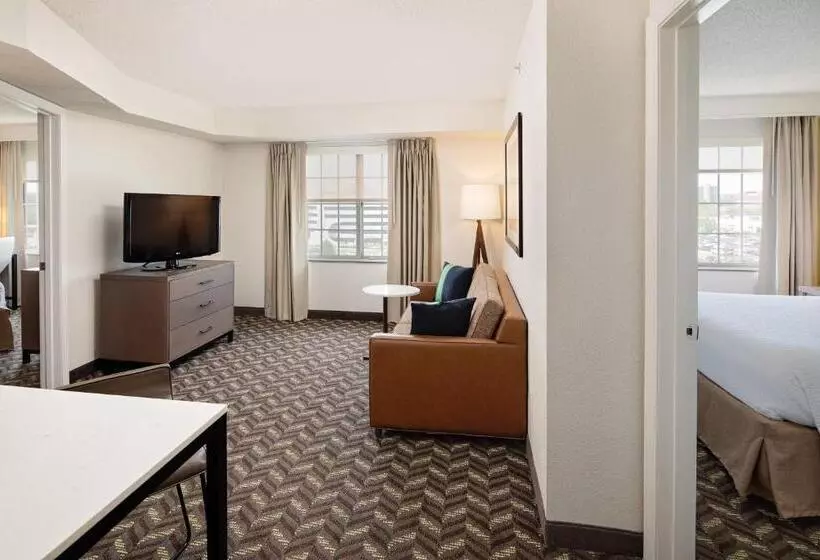 Отель Residence Inn By Marriott Tysons