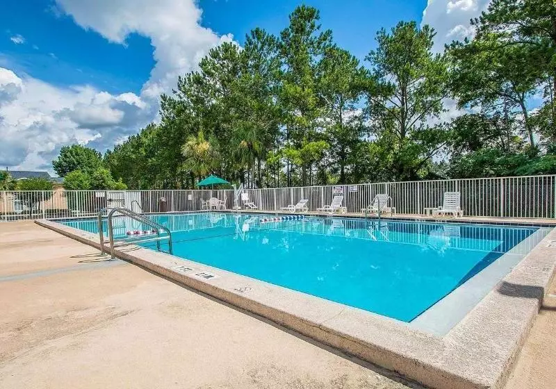 Hotelli Rodeway Inn Gainesville   University Area