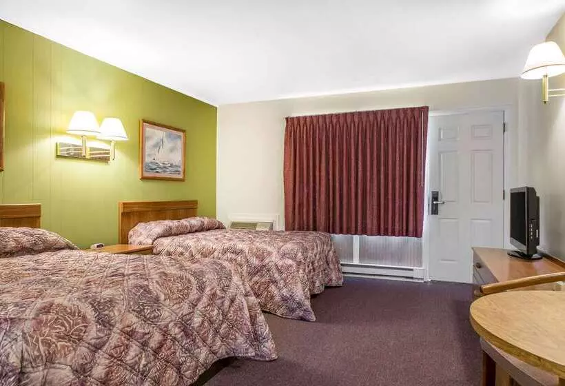 Отель Rodeway Inn Waterford  New London