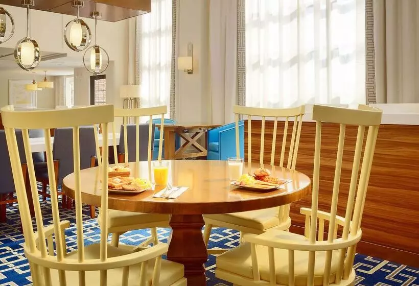 בית מלון כפרי Sonesta Es Suites Andover Boston