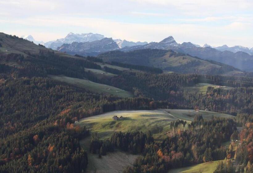 هتل & Spezialitatenrestaurant Zur Linde