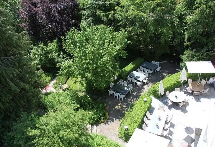 فندق & Spezialitatenrestaurant Zur Linde