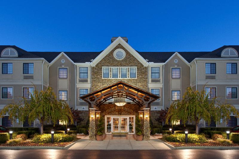 هتل Staybridge Suites Columbus Airport By Ihg