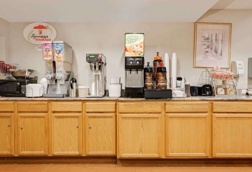 酒店 Super 8 By Wyndham Allentown