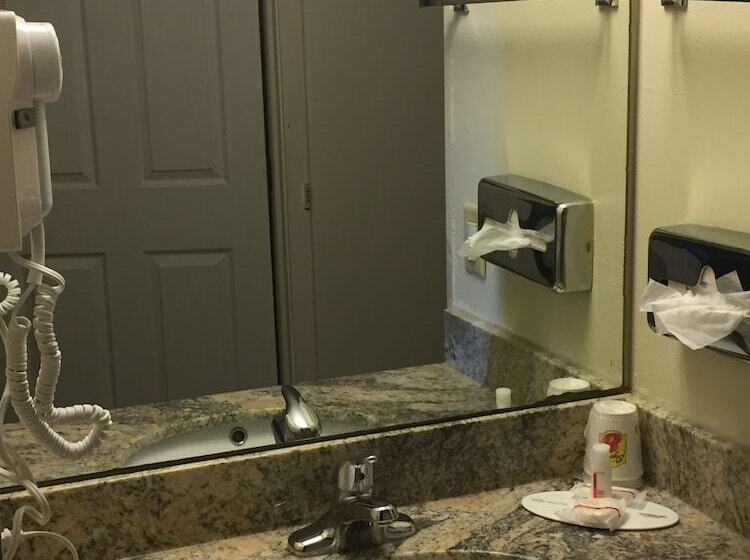 酒店 Super 8 By Wyndham Allentown